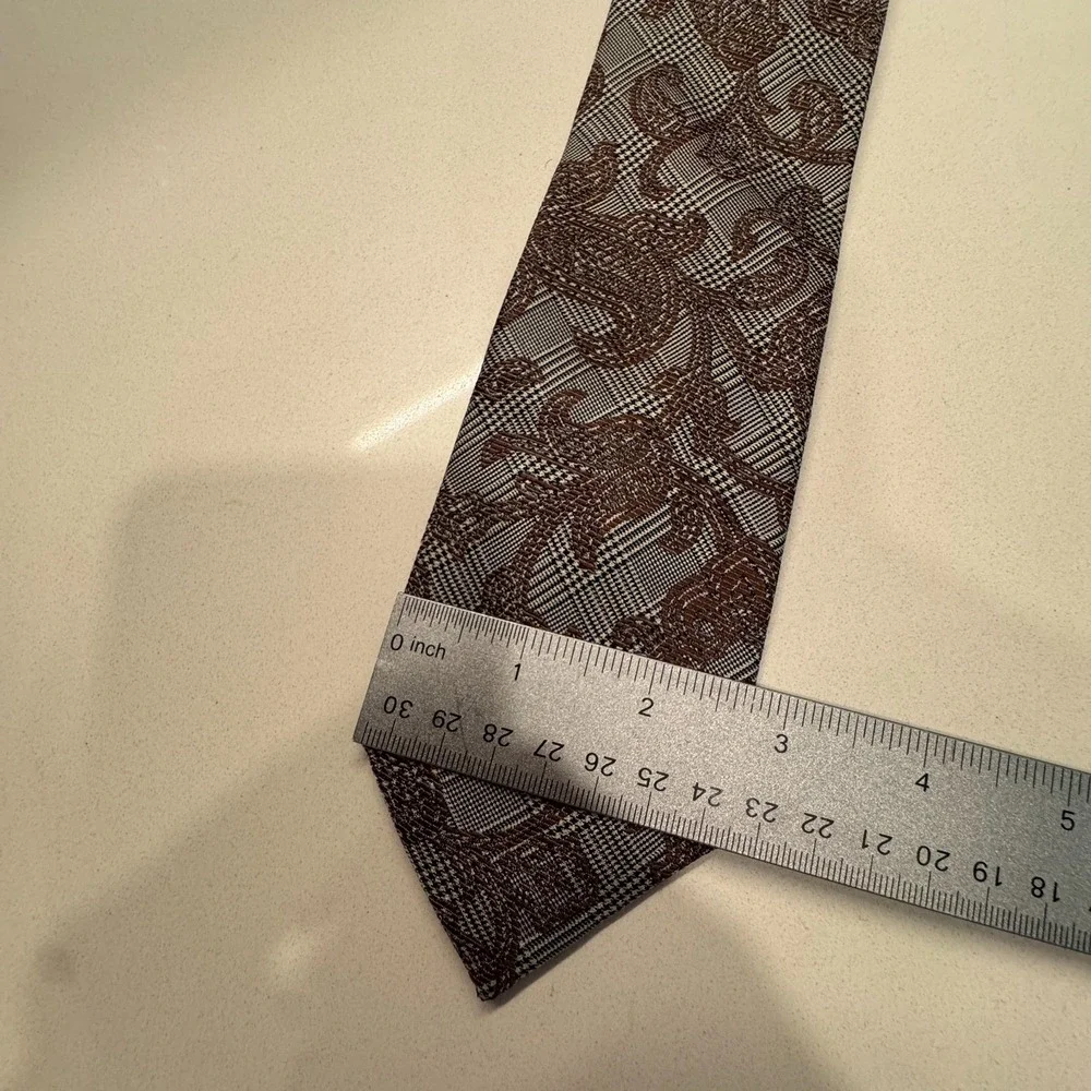 Vintage Jos A Bank Tie Brown‎ Paisley Abstract Silk NeckTie Old Money Luxury